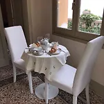 Costanza