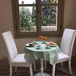 Costanza 4*