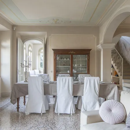 Couette-café Costanza