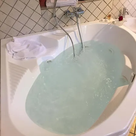 Costanza Couette-café Blevio