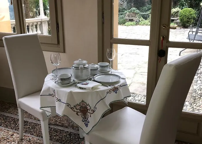 Costanza Bed & Breakfast 4*