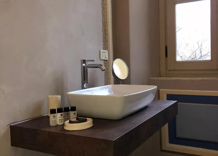 Costanza Bed & Breakfast 4*