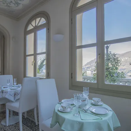 Alojamento de Acomodação e Pequeno-almoço Costanza 4*